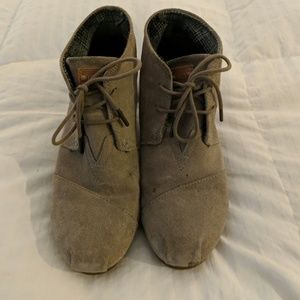Toms wedge bootie